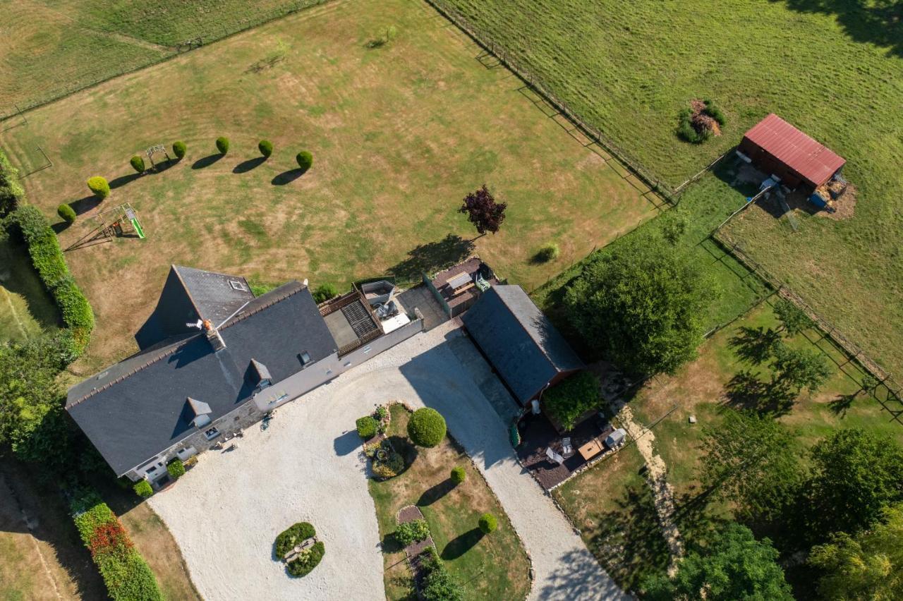 Villa Maison la touchardiere Barenton Exterior foto