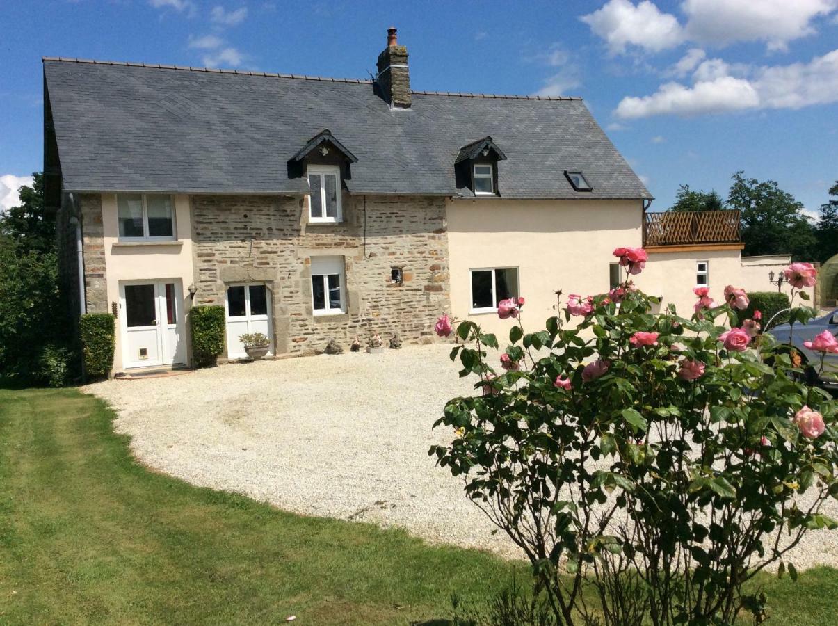 Villa Maison la touchardiere Barenton Exterior foto